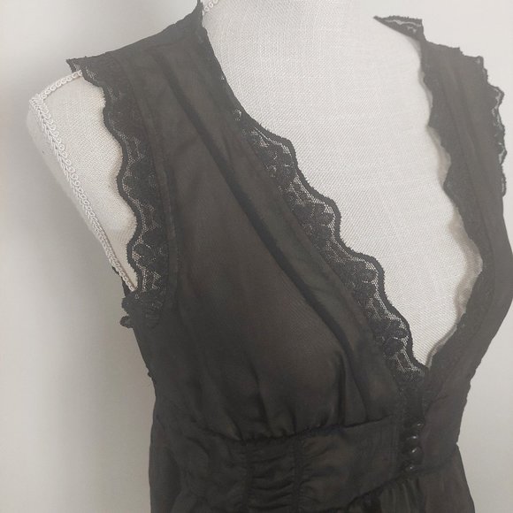 Odille Black Lace Top 8 - Picture 3 of 9